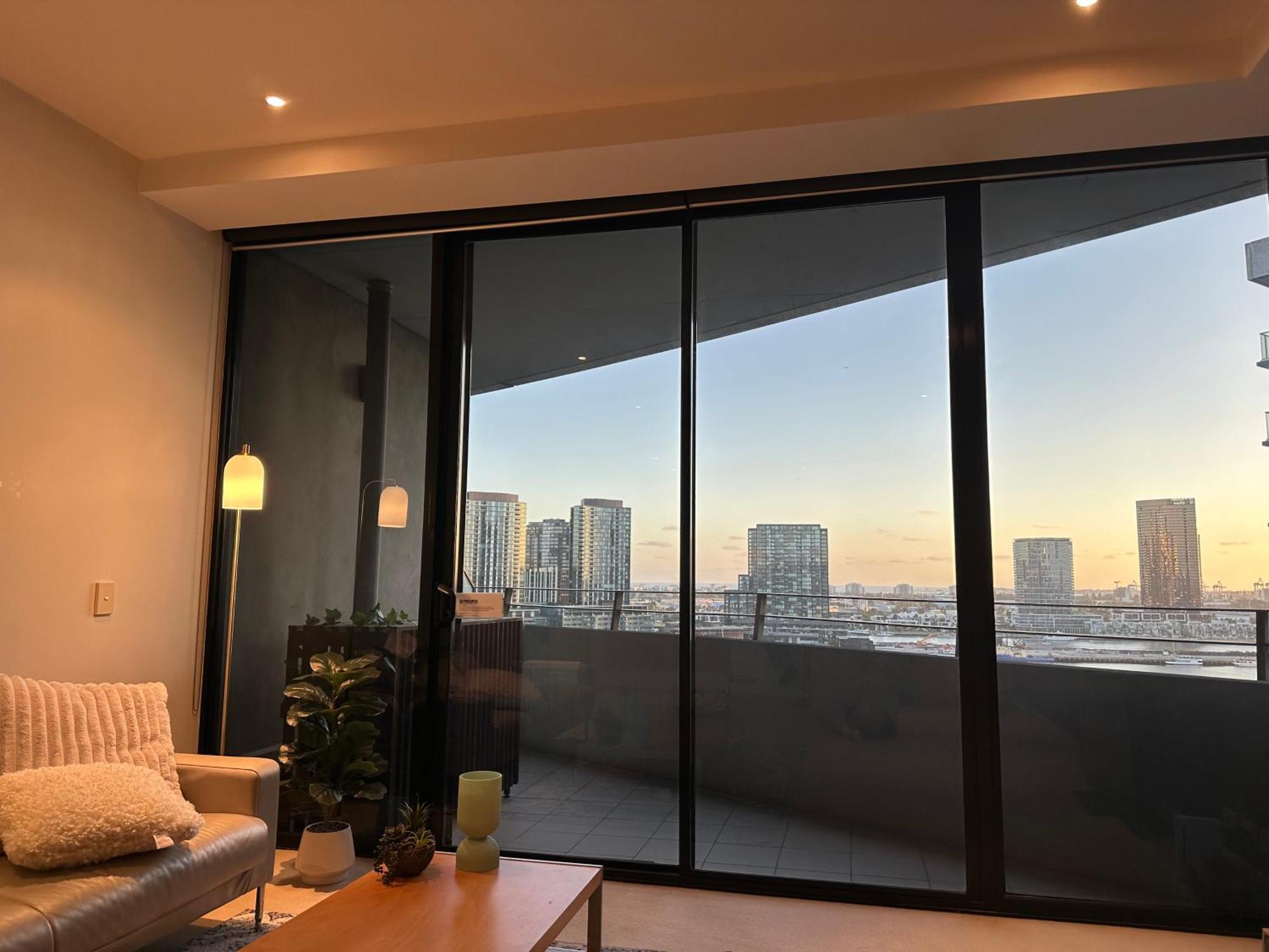 Sea View, Gym & Pool, 2 Bedrooms 2 Bathrooms Melbourne Exterior photo