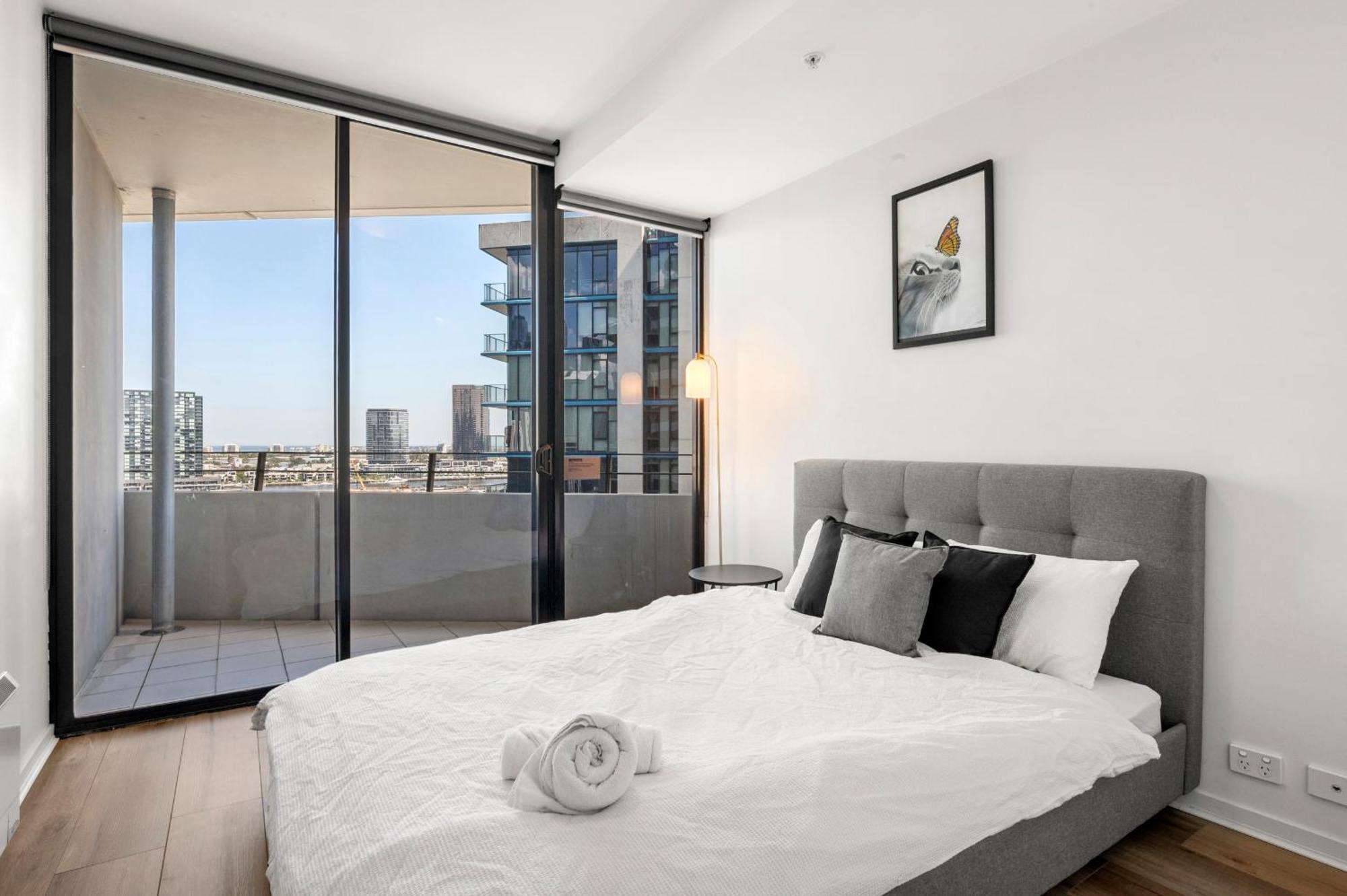 Sea View, Gym & Pool, 2 Bedrooms 2 Bathrooms Melbourne Exterior photo